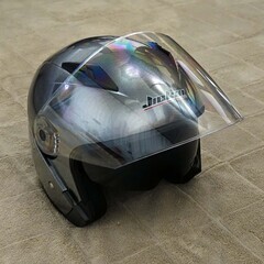 小型バイク用ヘルメットの画像