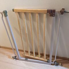 ベビーフェンス２（ジャンクです）