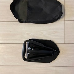携帯にも便利 折りたたみ 多機能 スコップ のこぎり つるはし シャベル ガーデニング アウトドア キャンプ の画像