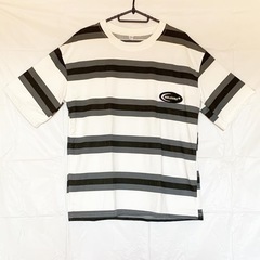 【新品】ユニセックス ストライプ Tシャツの画像