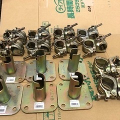 単管パイプ・固定ベース・クランプの画像