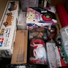 せどらー転売ヤー必見☆一度に大量仕入れ可能！特大在庫一掃セール！電子機器・アパレル・ベビー用品・雑貨、総数1000個以上のアイテムの画像