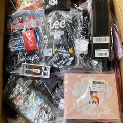 せどらー転売ヤー必見☆一度に大量仕入れ可能！特大在庫一掃セール！電子機器・アパレル・ベビー用品・雑貨、総数1000個以上のアイテムの画像