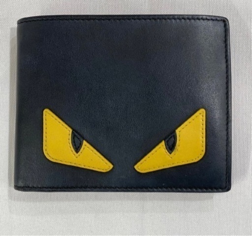 美品です。バグズ アイ 二つ折り財布 FENDI フェンディ