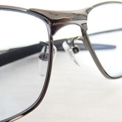 決まりました!!!★新品級!! 人気の調光サングラス 約75%OFF！の画像