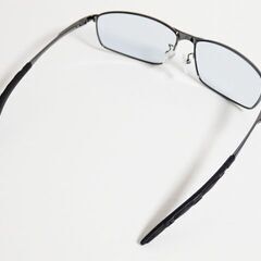 決まりました!!!★新品級!! 人気の調光サングラス 約75%OFF！の画像
