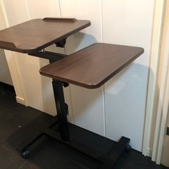 【取引決定済】無料のサイドテーブル