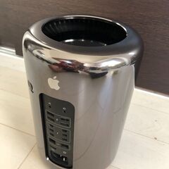 Apple MacPro Late2013 ME253J/A オマケ付きの画像