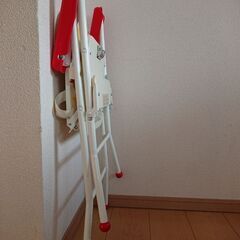 こども用ハイチェアの画像