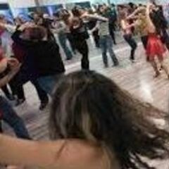 ラテン音楽に合わせて カラダを動かす楽しさ☆ダンス＆友達