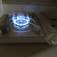 未使用美品　日本製　無印良品　カセットこんろ　型番：ＲＫ‐１　圧力感知安全装置　サイズ：幅３３×奥行３０．１×高さ８．７ｃｍの画像