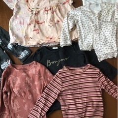 子供服、おもちゃ、パズルの画像