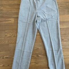 【3/19まで】 UNIQLO スマートアンクルパンツ