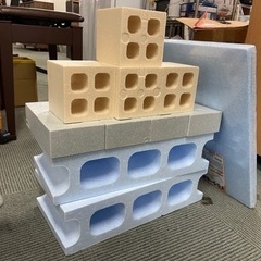 【発泡スチロールのレンガ🧱まとめてどうぞ📣📣】小物 発泡スチロー...