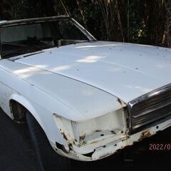 メルセデス―ベンツ107-380SL部品取り車販売の画像