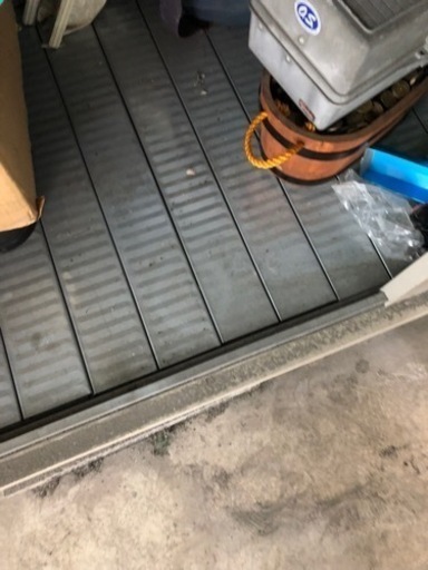 美品　サンキン物置　幅180 