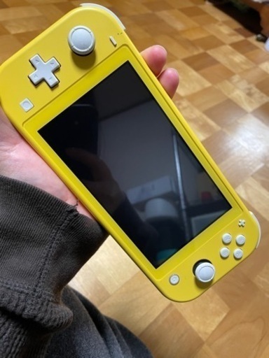 家具 Nintendo Switch Lite Yellow