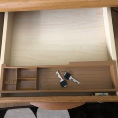 コクヨ学習机　差し上げます！の画像