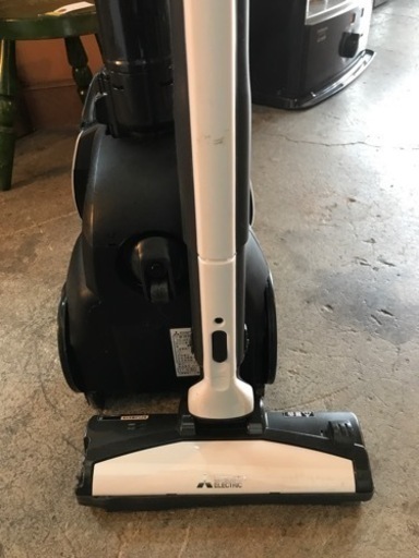 ◆MITSUBISHI 紙パック式掃除機◆Be-K TC-GXG10P-W 2017年製 プレミアムホワイト 三菱 三菱掃除機 クリーナー