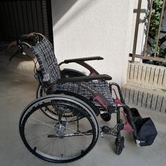 介護用車椅子の画像
