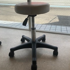 コロコロ椅子