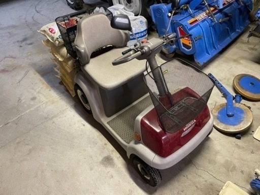 シニアカー　モンパル中古車