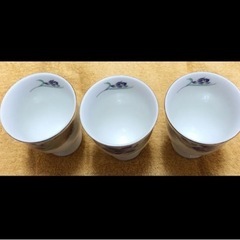 コップ　食器　湯呑みの画像