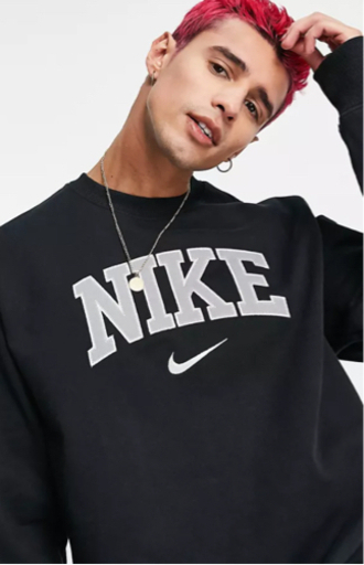 Nikeトレーナー