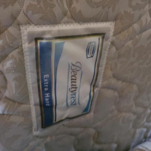 シモンズ　ダブルベッド　マットレス　引き取り限定です