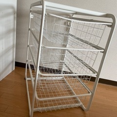 IKEA 衣装棚