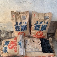 ★コメリ 豆炭12Kg × 4袋、48Kg 別荘倉庫保管品
