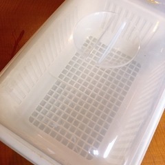水切り　ラック　フタ付き　食器干しの画像
