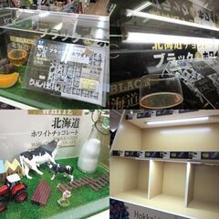 店舗什器 北海道ゼリーチョコレート ブラック&ホワイト 物産展 ディスプレイ付き 照明/キャスター付き 観光 思い出 ラック 札幌 厚別区の画像