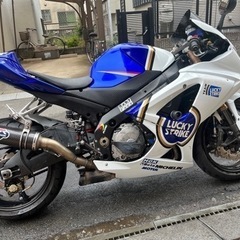 gsxr1000 k8 逆車　カスタム多数の画像