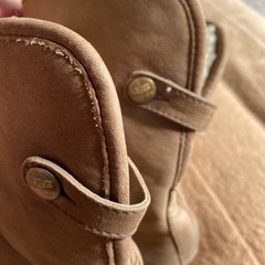 UGG 5センチヒールムートンブーツの画像