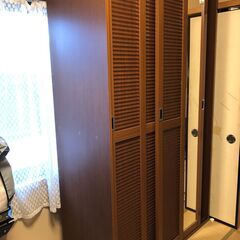 訳アリ　無料に変更　ワードローブ クローゼット 引き戸　大きな鏡付き