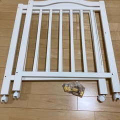 石崎家具　ベビーベッド　アリス　ホワイトの画像