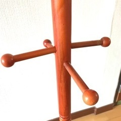【取引完了】可愛い木のポールハンガーの画像