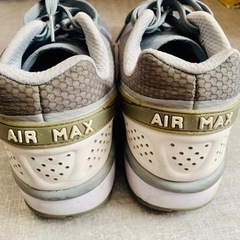 NIKE エアマックス　スニーカーの画像