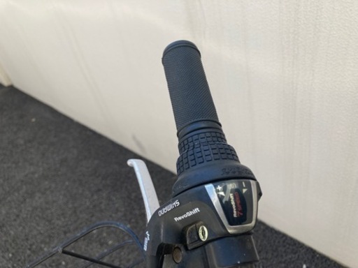 【お渡しの方、決まりました】【修理済】【ほぼ未使用品】アサヒサイクル SX700C [トリガーエイト つや消しホワイト] ロードバイク