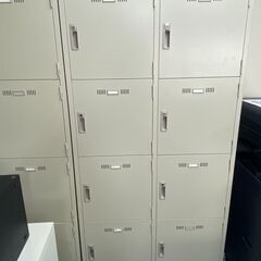 8人用ロッカー　お引き取りに来ていただける方にお譲り致します