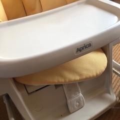 Apica ハイローチェアの画像
