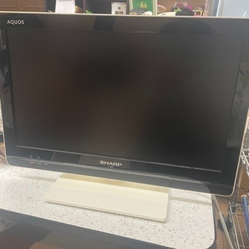 決まりました！ AQUOS テレビ・リモコン付き　LC-19K5