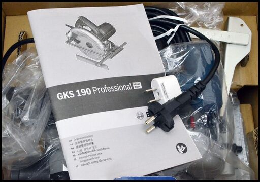 未使用 ボッシュ GKS190 Professional 丸のこ マルノコ 1400W 220V 60Hz 並行輸入品 BOSCH