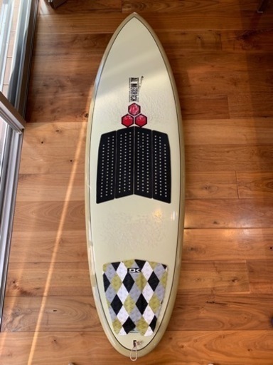 サーフボード　アルメリックビスケット5'11