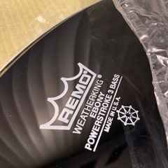 未使用　新品　REMO  ドラムヘッド　 BD 22インチ　エボニー P3-1022ES [Powerstroke 3 Ebony 22 / バスドラム用]の画像