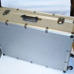 大型ジュラルミンケース