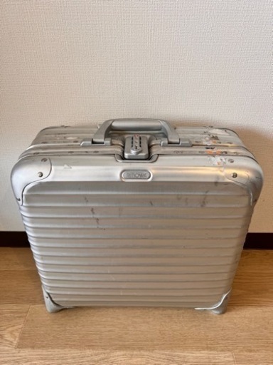 RIMOWA スーツケース