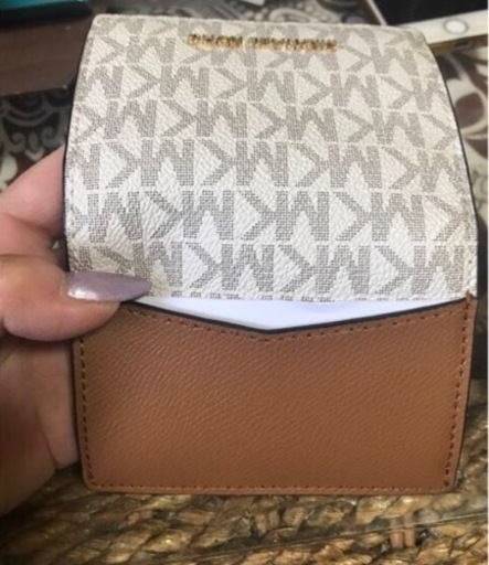 新品未使用❣️MICHAEL KORS カードケース