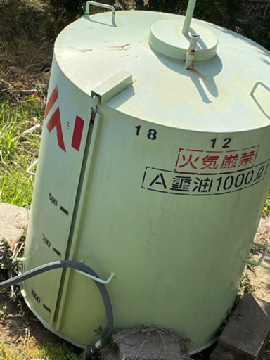 重油1000リットル入れ、暖房機械